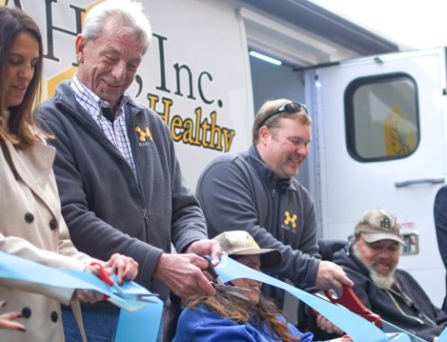 Ribbon-cutting held for new mobile health clinic